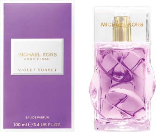 Violet Sunset parfymflaska med en tydlig ytterkartong och gulddetaljer. Lila vätska i parfymen. Michael Kors logotyp.