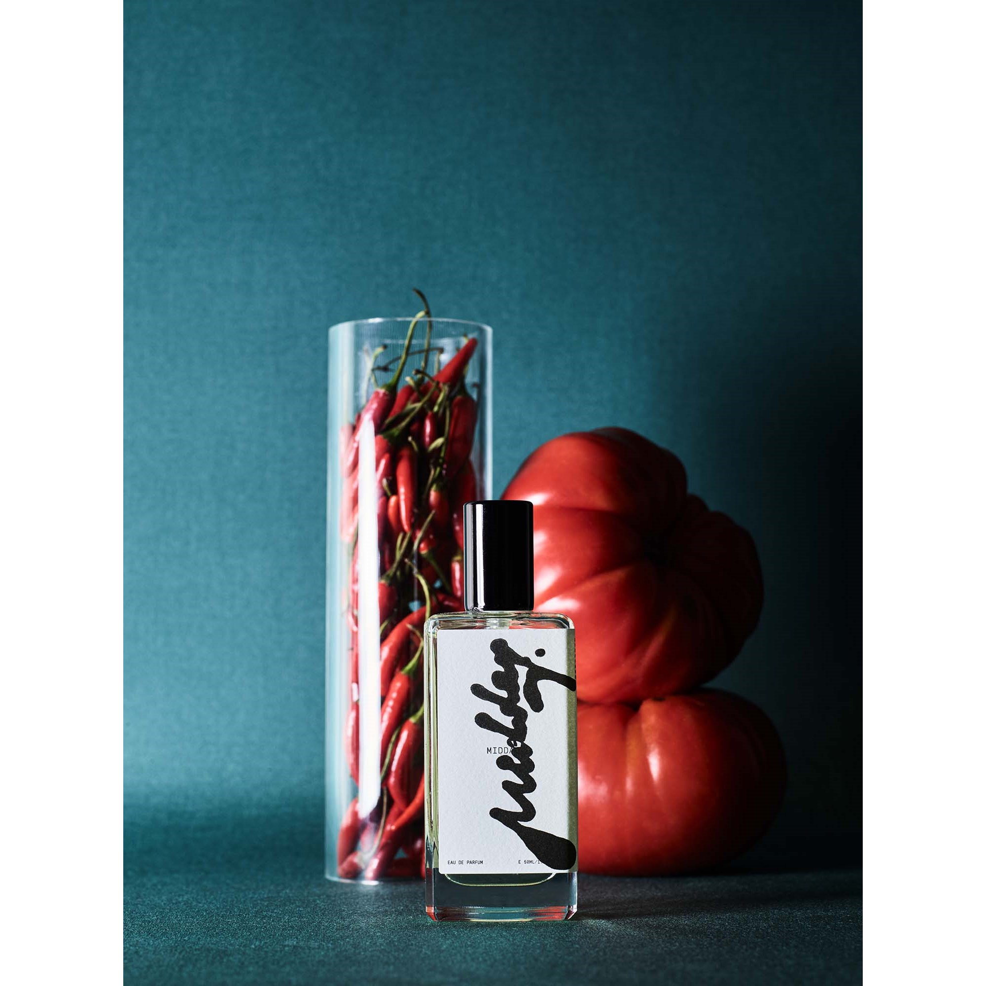 Midnight 00.00 MIDDAY Parfum 50 ml (obrázok 8)