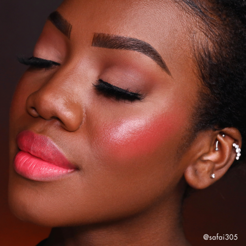 cheek kiss cream blush