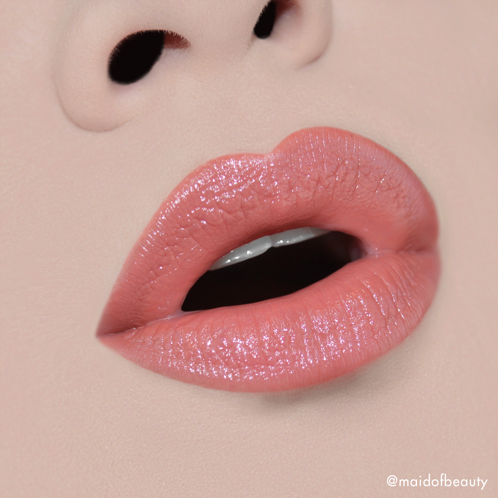 Milani Color Fetish Lipstick 110 Lustful (obrázok 4)