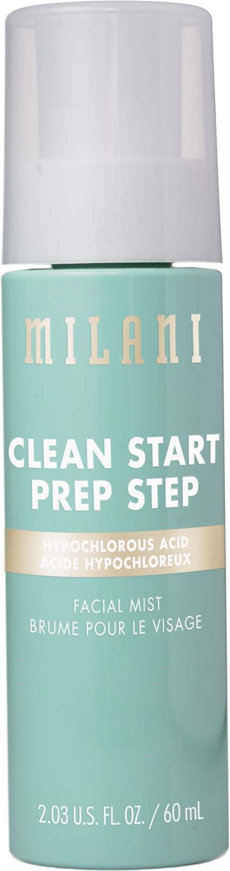 Milani gezichtsspray in een lichtblauwe sprayfles met witte dop, gemarkeerd als voorbereidingsstap met huidvriendelijke ingrediënten.