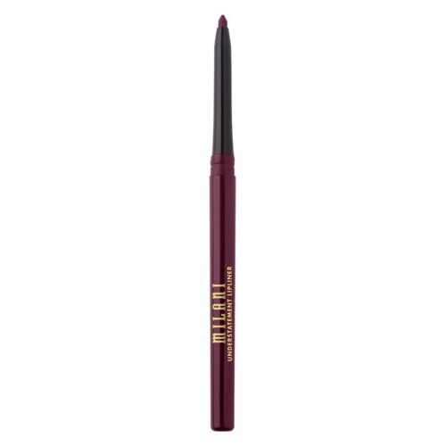 Viininpunainen huulten rajauskynä mustalla kärjellä ja kultaisella tekstillä "MUA" ja "Undiscovered Lip Liner."