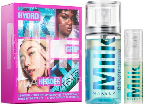 Fuktighetsgivande primer-set med spray, innehåller rosa box, två flaskor och bilder av kvinnor, inriktad på hudvård.