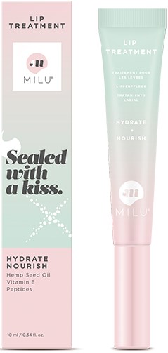 En läppbehandlingsrör och förpackning, rosa och mintfärger, med ord som 'Sealed with a kiss' och 'Hydrate Nourish.'