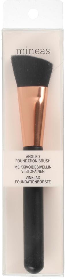 Mineas Angled Foundation Brush