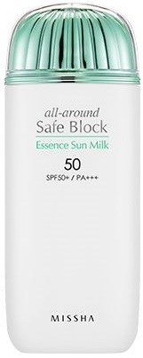 En vit flaska med grön lock, märkt 'Essence Sun Milk' med SPF 50 från MISSHA. Den skyddar huden mot solen.