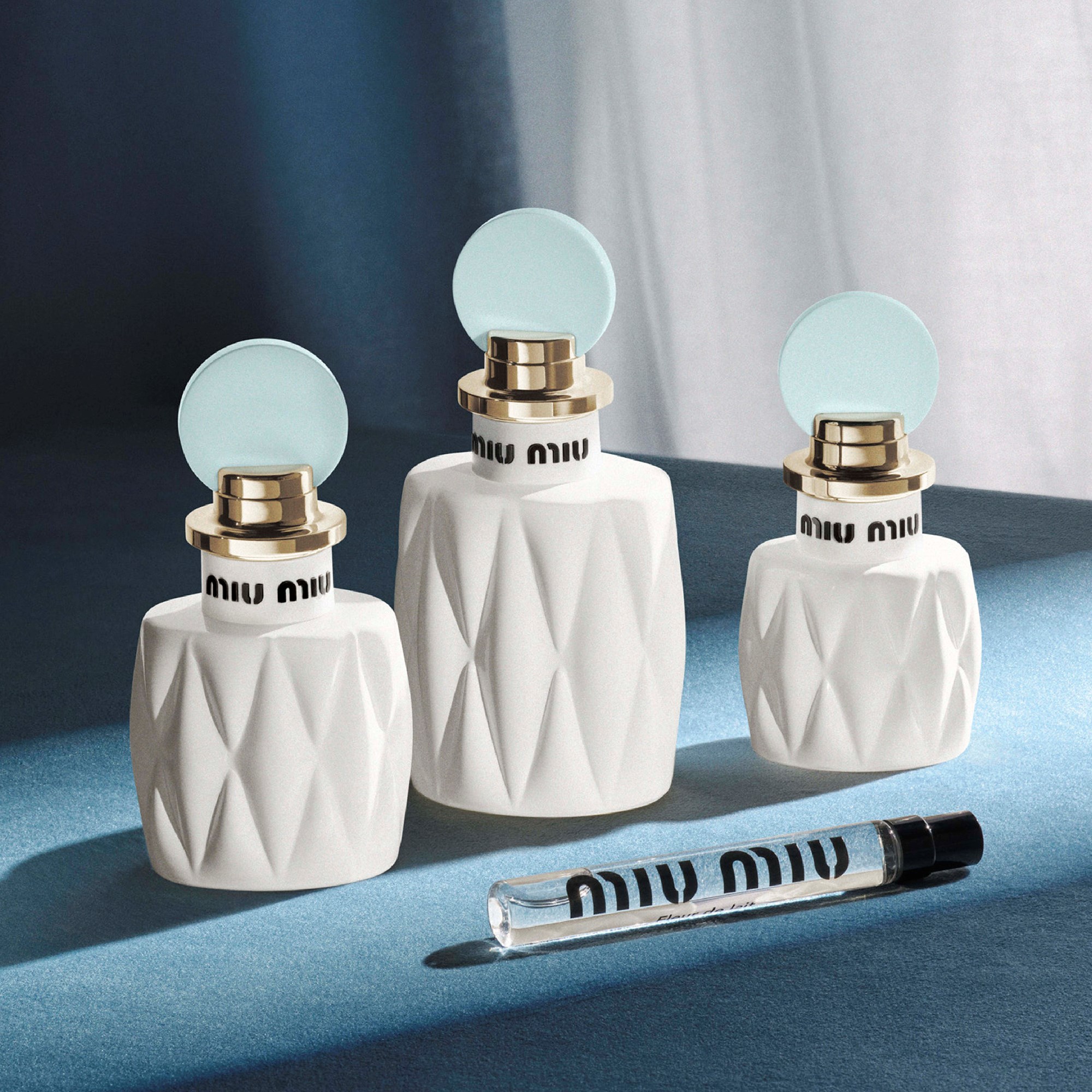 Miu Miu Fleur de Lait Eau de Parfum 30 ml (obrázok 4)