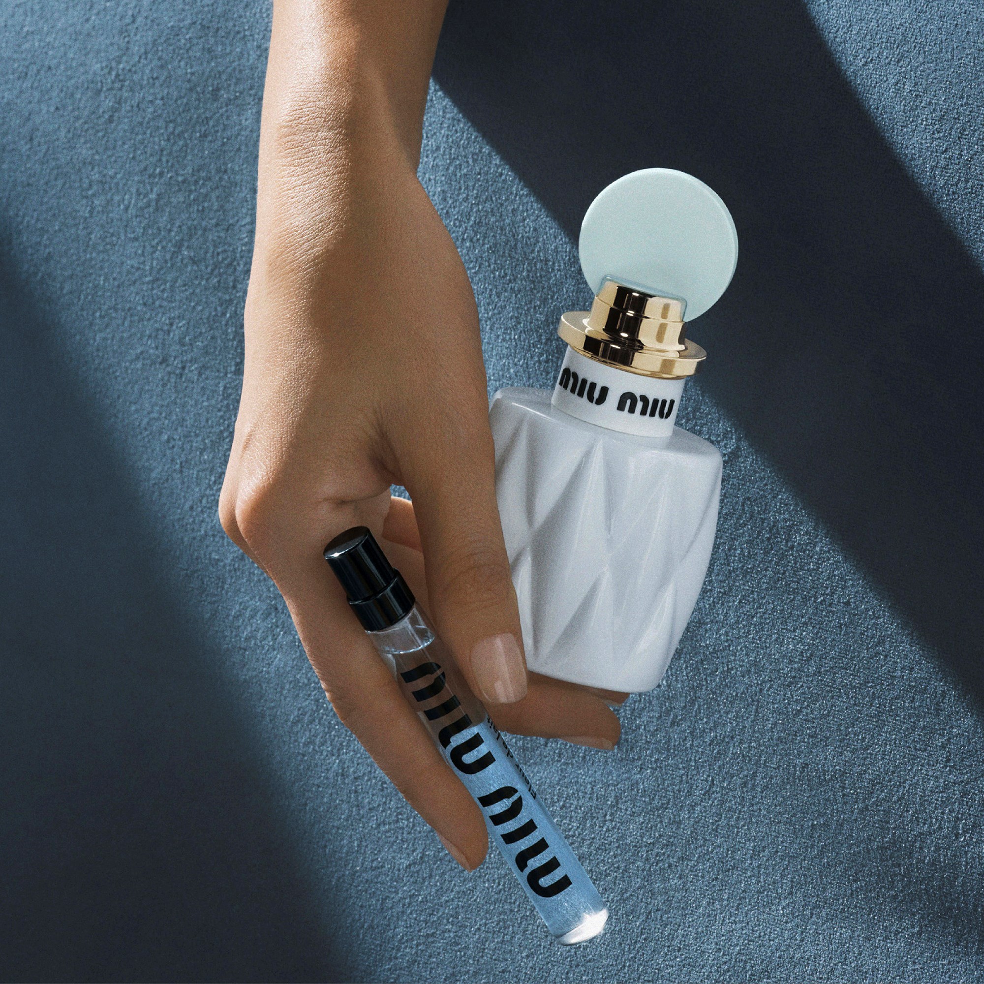 Miu Miu Fleur de Lait Eau de Parfum 30 ml (obrázok 6)