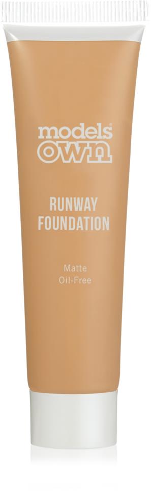 Models Own Runway Foundation Matte Honey Light