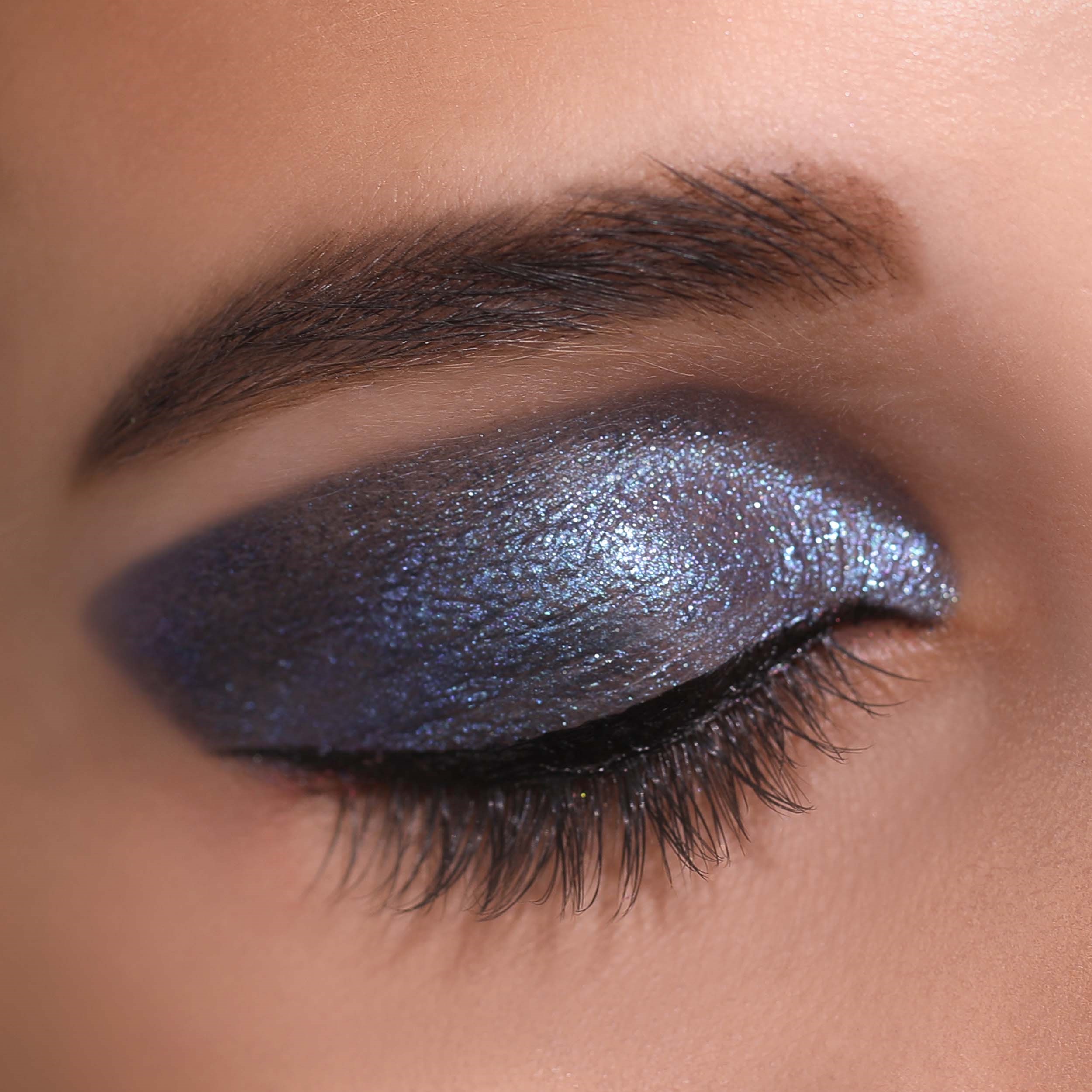 Moira Diamond Daze Liquid Shadow 032 Mermaid Dream (obrázok 3)