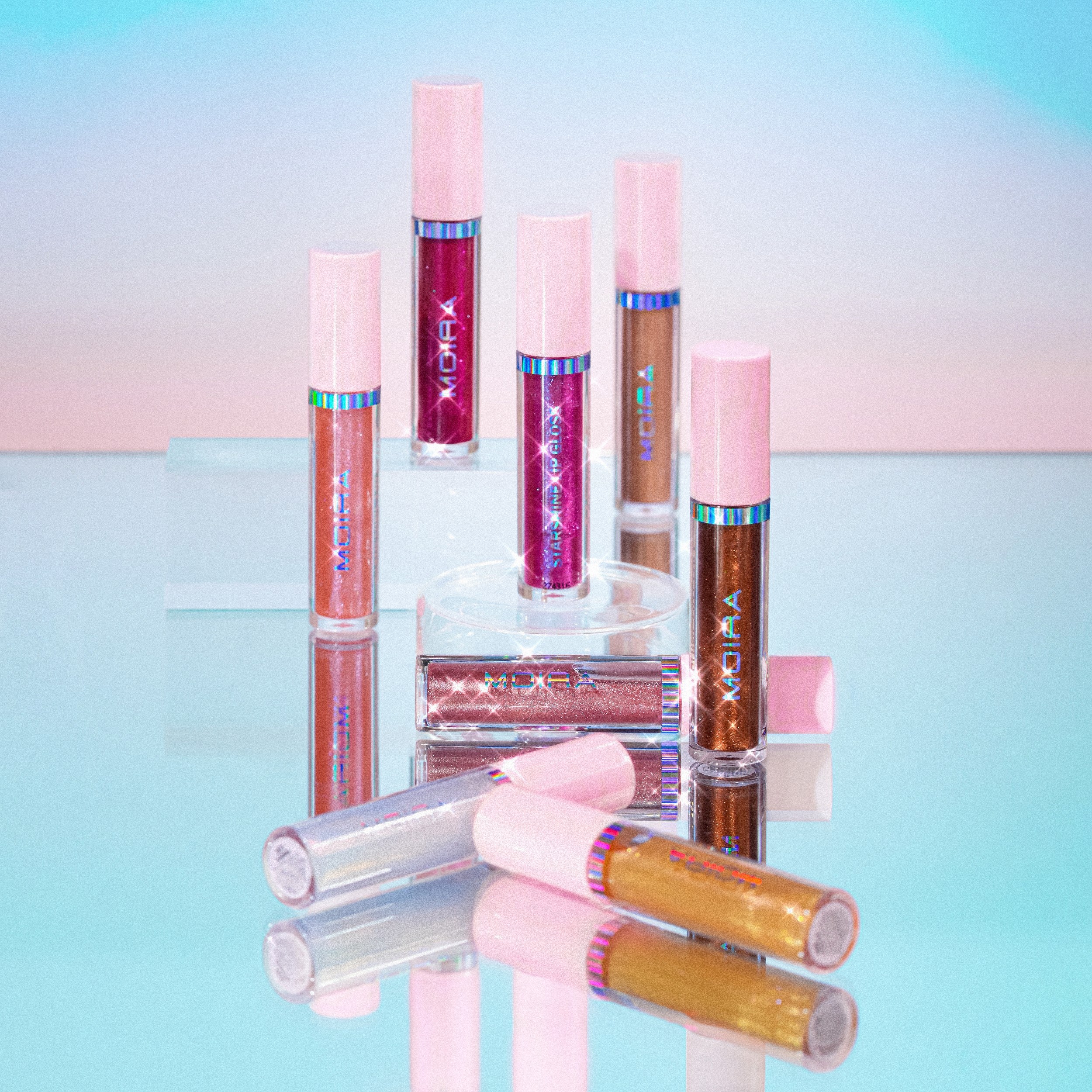 Moira Starshine Lip Gloss 003 Outrageous (obrázok 7)