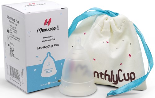 Menstruationskop, æske, lille flaske, stofpose med blå bue til menstruationsprodukt.