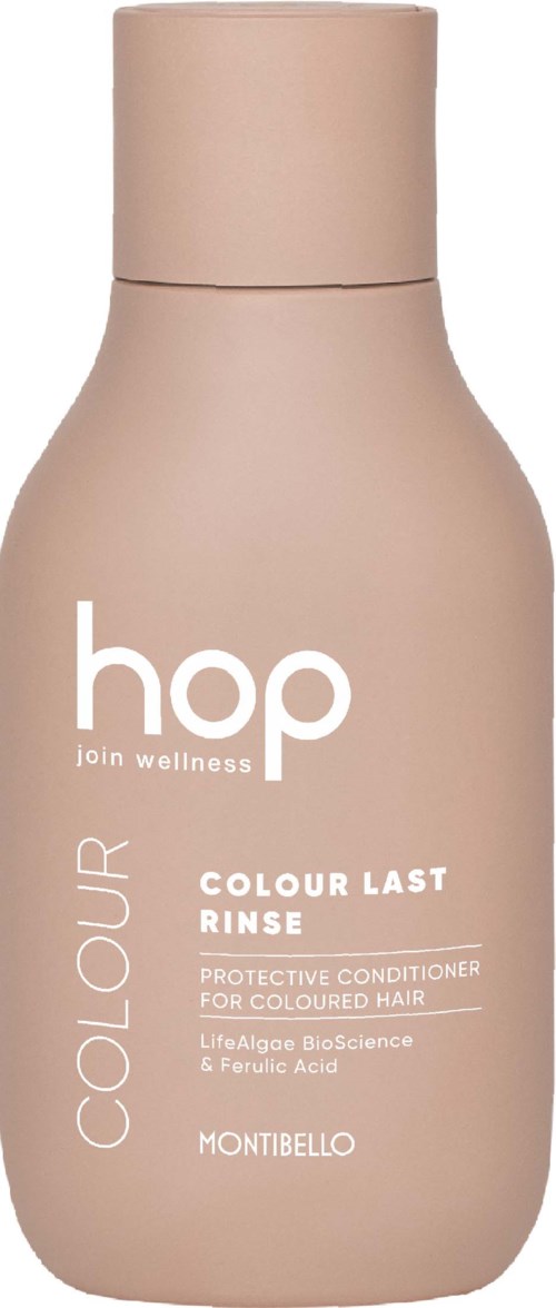 Een beige fles voor haarspoeling met witte tekst, bevordert bescherming en kleurechtheid voor gekleurd haar.