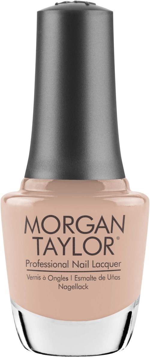 Morgan Taylor nagellackflaska i ljusbeige färg med svart lock. Logotyp och produktdetaljer på framsidan.