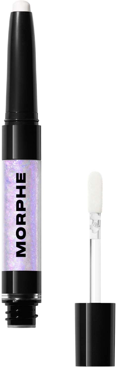 En svart och vit contour-highlighter med avtagbar lock och ett mjukt appliceringsspets.