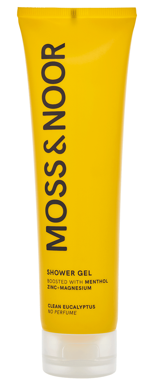 Gult rör med Moss & Noor duschgell med svart text, innehåller Menthol, zink, magnesium, eukalyptus, utan parfym.