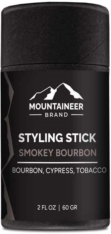 Czarna opakowanie stylizera w kształcie patyczka z logo góry, tekstem i informacjami o smaku smoky bourbon, tytoniu i składnikach.