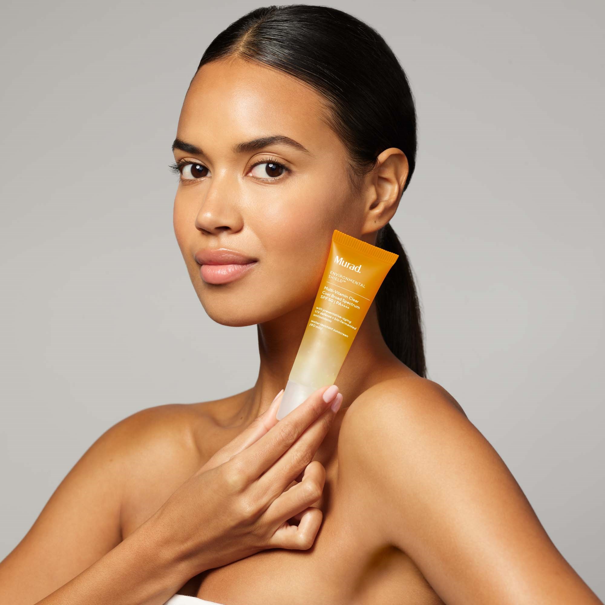 Murad Environmental Shield Multi-Vitamin Clear Coat Broad Spectrum SPF (obrázok 6)