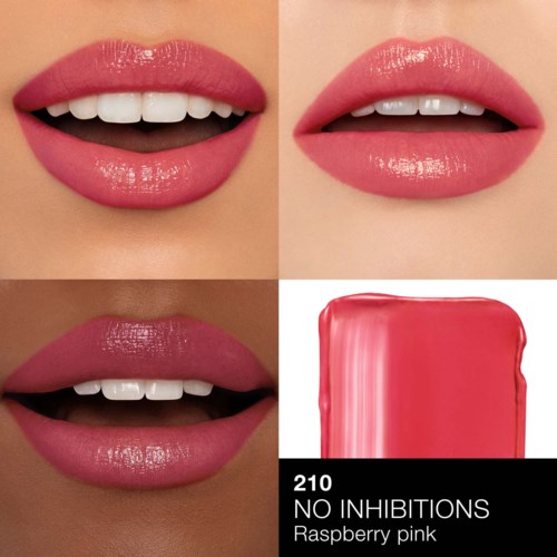 Vier Bilder mit unterschiedlichen Lippen und einem Lippenstiftmuster in Himbeerrosa.