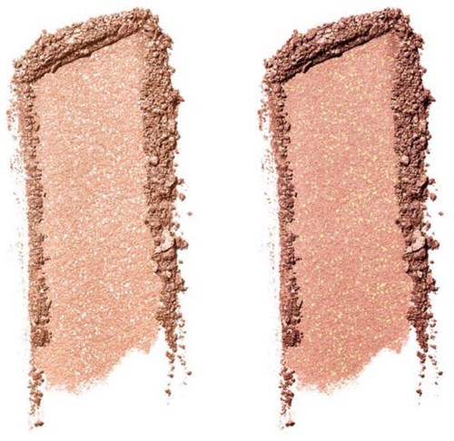 Två makeupsprov bredvid varandra, ljusrosa med mörkare kanter, på vit bakgrund.