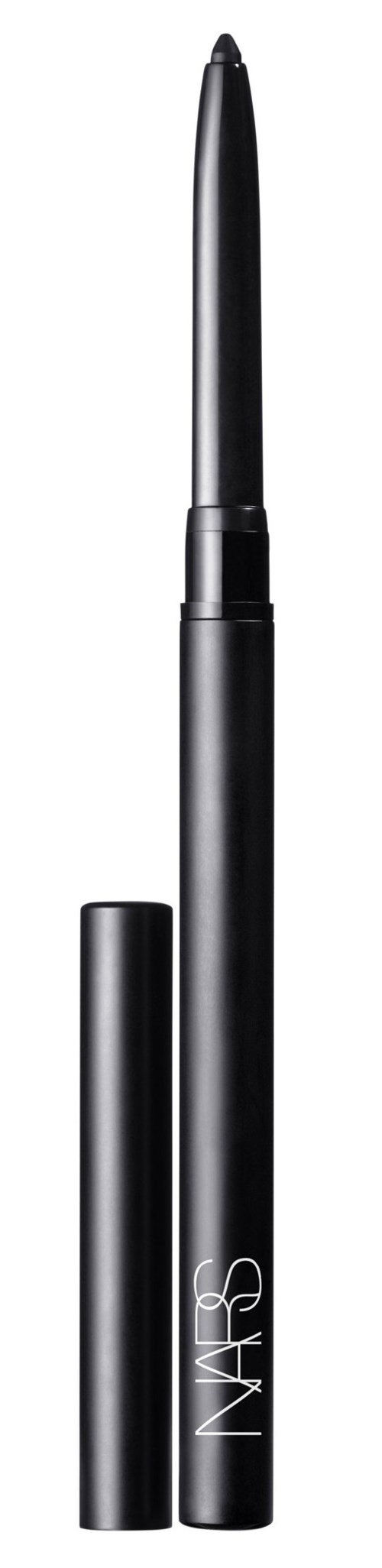 En svart penna med NARS-logga, med borttagen lock, som visar en fin spets.