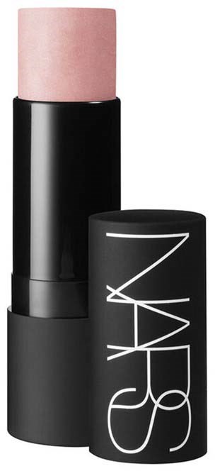 Ein schwarzer NARS Lippenstift mit abgenommenem Deckel, zeigt rosa Lippenstift.
