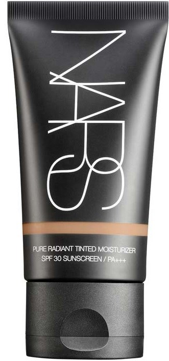 Svart tube med hvit tekst, merket ZAO, og SPF 30 solkremetikett.