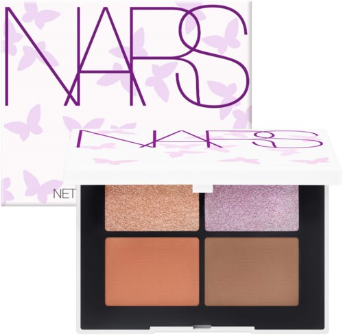 En makeuppalett med fyra nyanser och en låda med fjärilsdesigner och lila text.