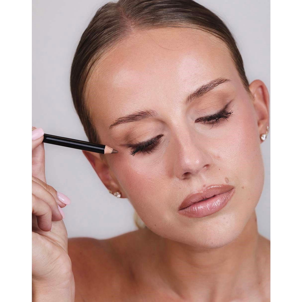 Natálie Eyeliner Violet Brown (obrázok 3)