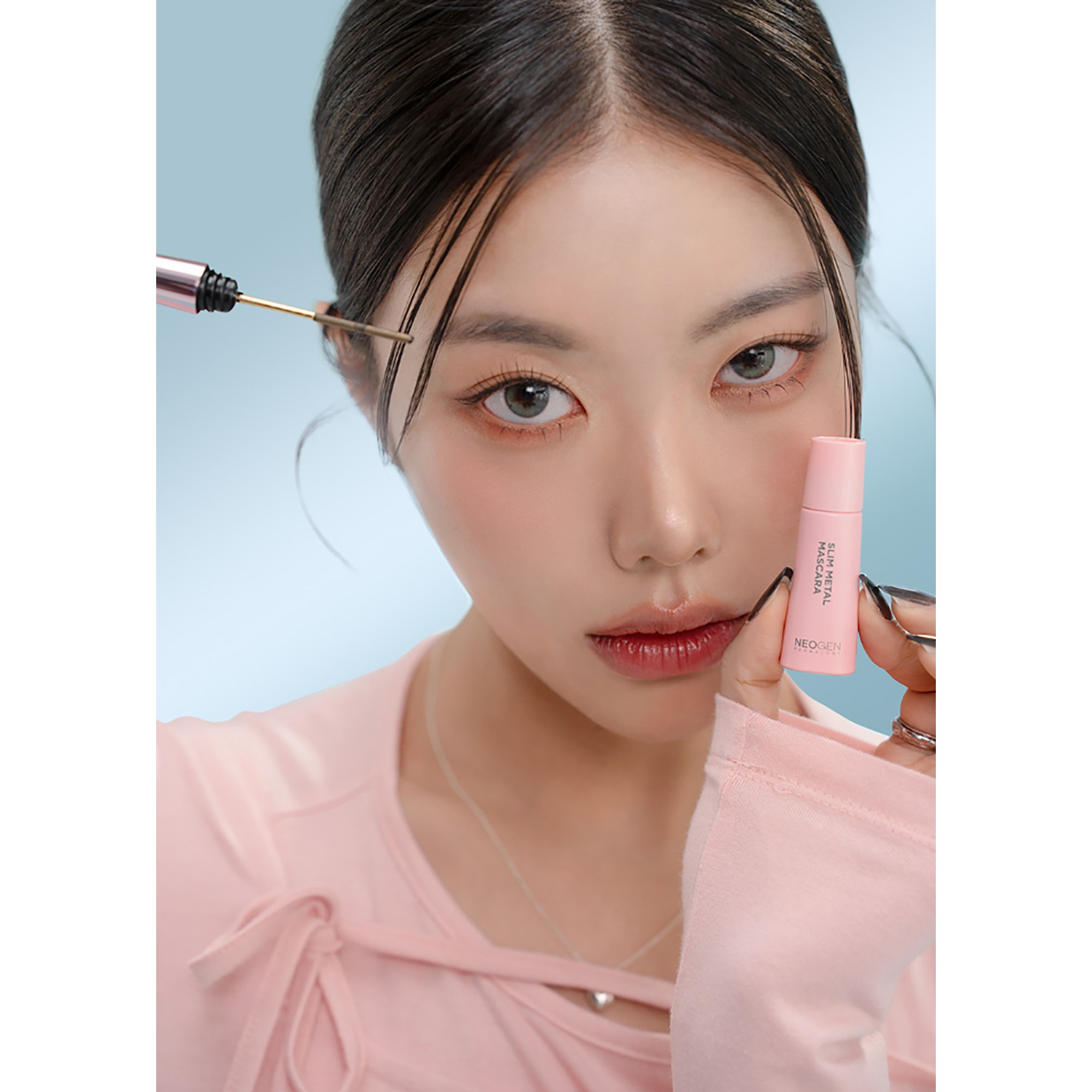 NEOGEN Dermalogy Extra Slim Metal Maxicara Black 6 ml (obrázok 4)