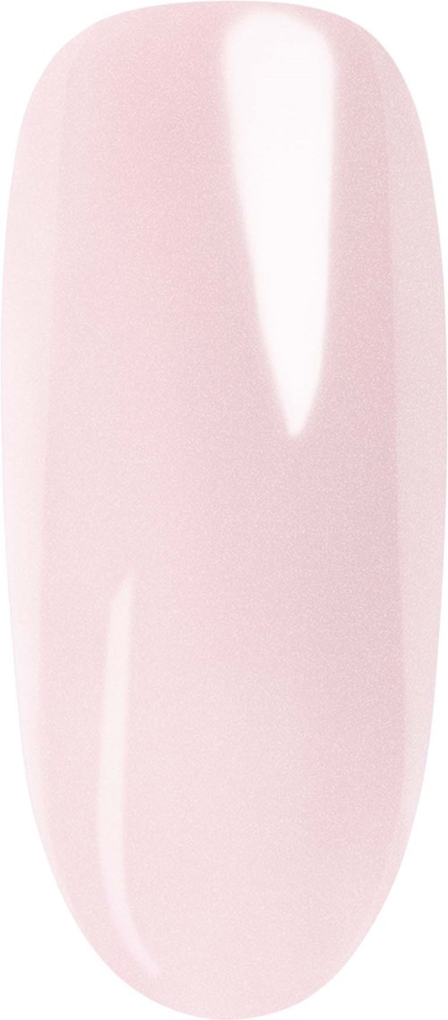 Mjuk pastellrosa nagellack på en lång oval nagelform.