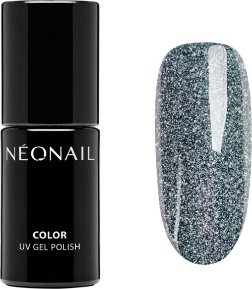 Czarna butelka lakieru do paznokci z napisem 'Neonail Color UV Gel Polish' i pomalowany paznokieć z niebieskim i srebrnym brokatem.