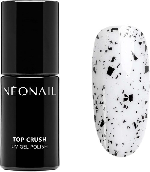 Schwarze Gel-Nagellackflasche neben einem weißen Nagel mit schwarzen Flecken.
