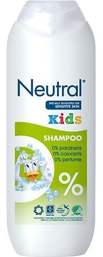 Valkoinen lasten shampoo -pullo, merkitty herkälle iholle, jossa pieni ankka ja vihreitä koristeita.