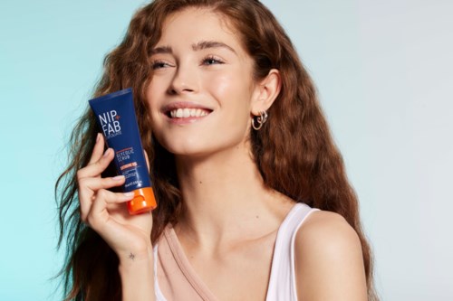 NIP+FAB Exfoliate Glycolic Scrub Fix Extreme 6 75 ml