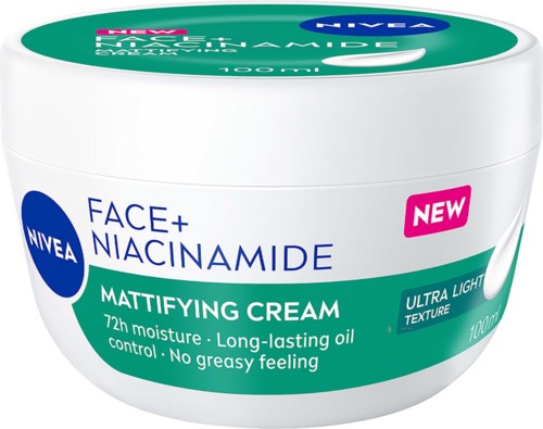 Nivea Face+ Niacinamide mattende creme i beholder med etiket, der fremhæver 72-timers fugt og olie kontrol.