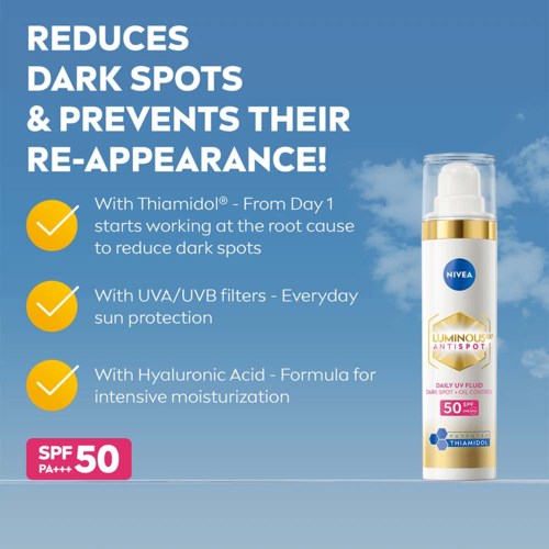 Et hudplejeprodukt mod mørke pletter med SPF 50, påstår at det reducerer pletter og forhindrer deres tilbagevendelse, med hyaluronsyre.