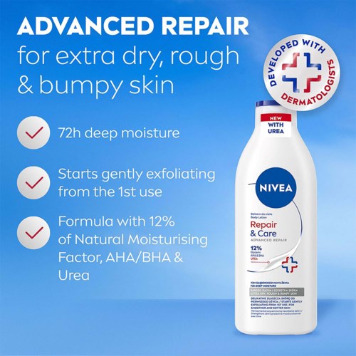Nivea Repair & Care Flasche mit blauer und roter Etikette, die tiefen Feuchtigkeitsgehalt und sanftes Peeling für trockene Haut fördert.