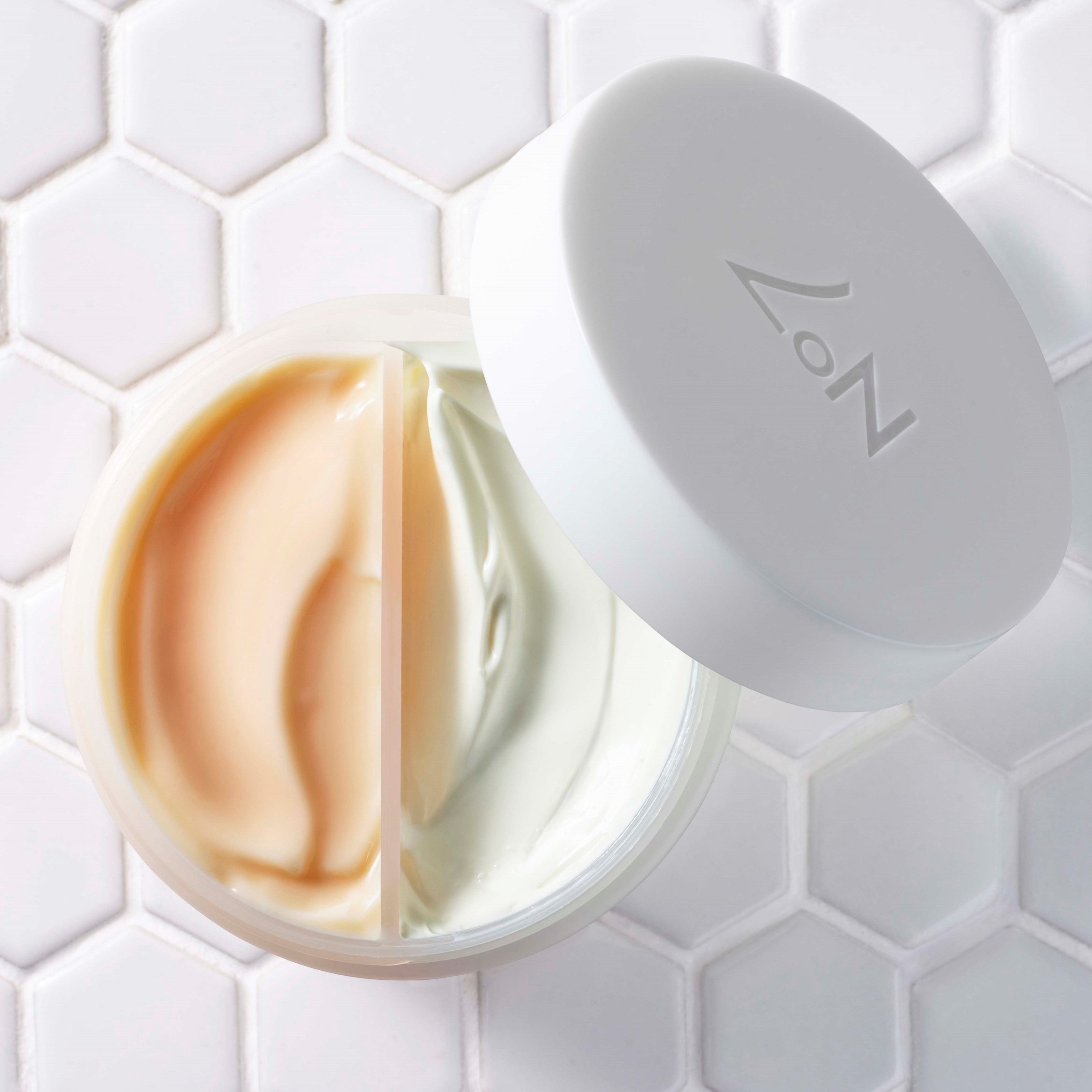No7 Pure Retinol Day Cream Duo 100 ml (obrázok 9)