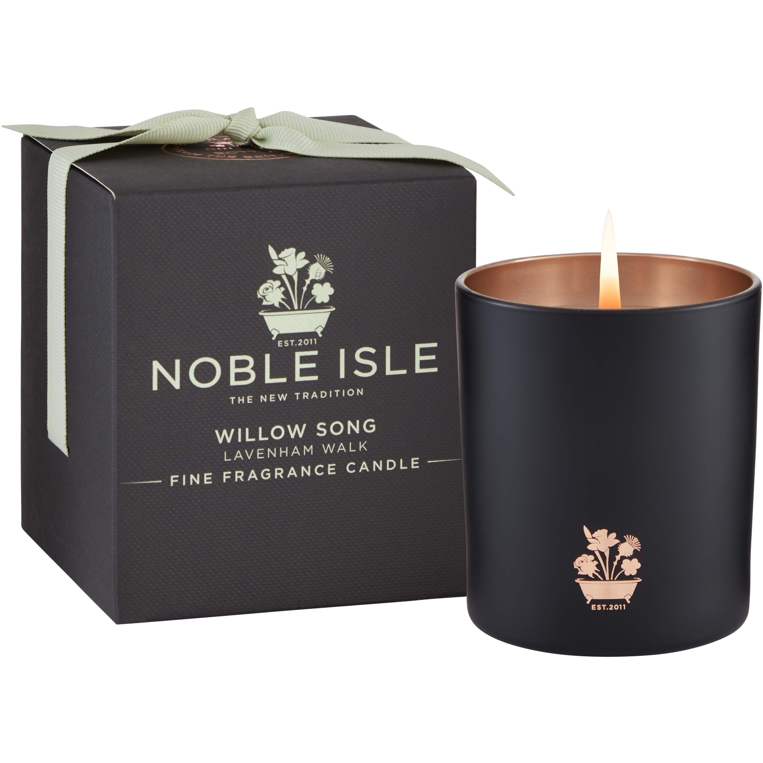 Läs mer om Noble Isle Willow Song Fine Fragrance Candle 200 g