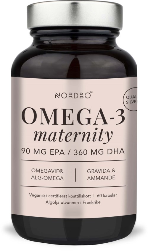 Flaske med Omega-3-mor-tilskud med hvid label, der viser produktdetaljer og ingredienser.