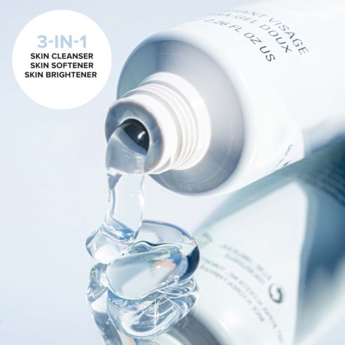 Eine weiße Tube mit klarer Gel, als 3-in-1 Hautpflegeprodukt gekennzeichnet. Hauptvorteile sind Reinigung, Weichmacher und Aufheller.