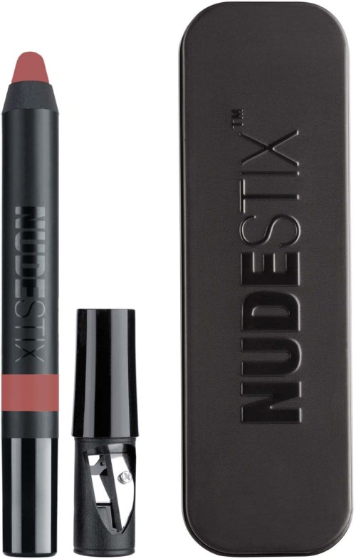 Ein Lippenstift in schwarzem Tube mit rosa Farbton, neben einer schwarzen Box mit der Aufschrift 'NUDESTIX'.