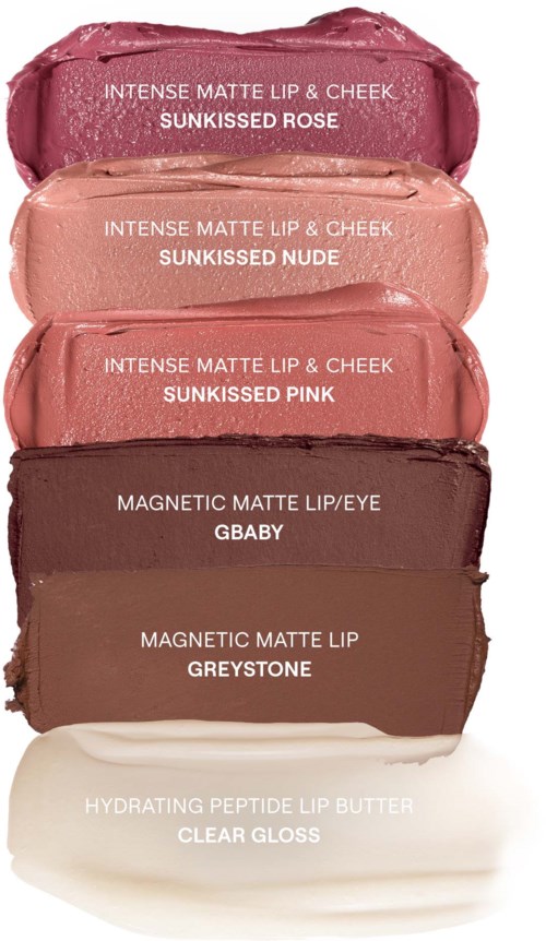 Sechs Lippen- und Wangenprodukte in verschiedenen Tönen, von Dunkelrosa bis Hellbeige, mit Namen.