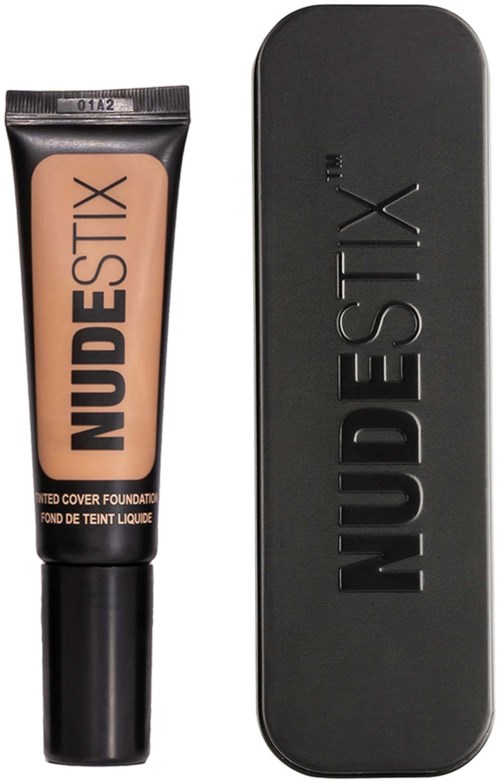 Sävytys ja musta kotelo, jossa on teksti 'NUDESTIX'.