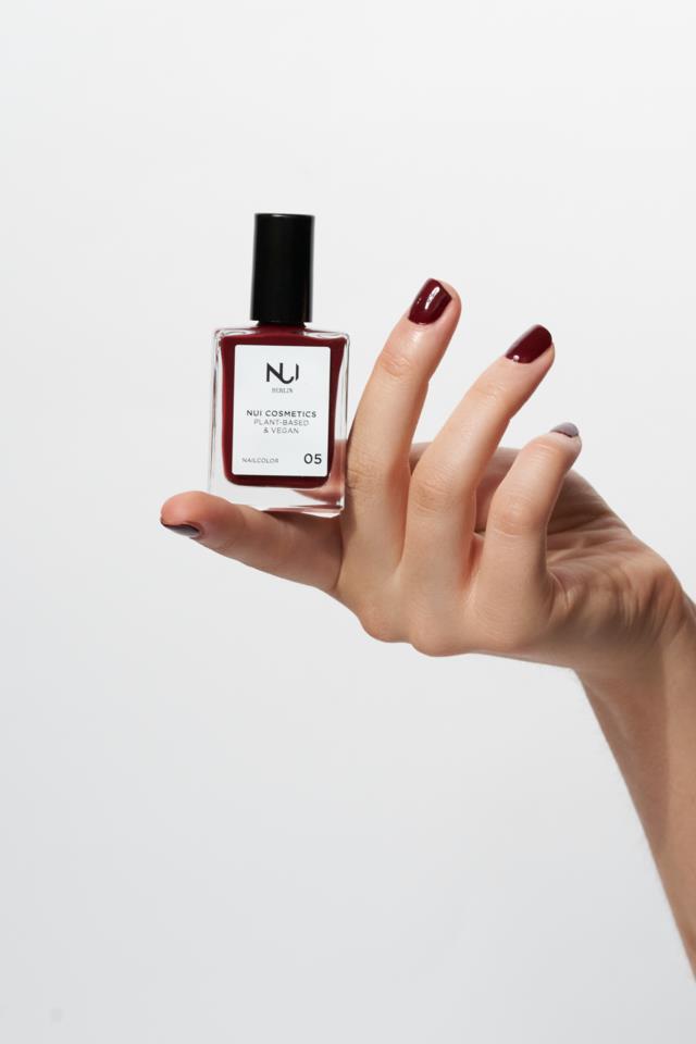 NUI Cosmetics Natural & Vegan Nailcolor 05 dark red