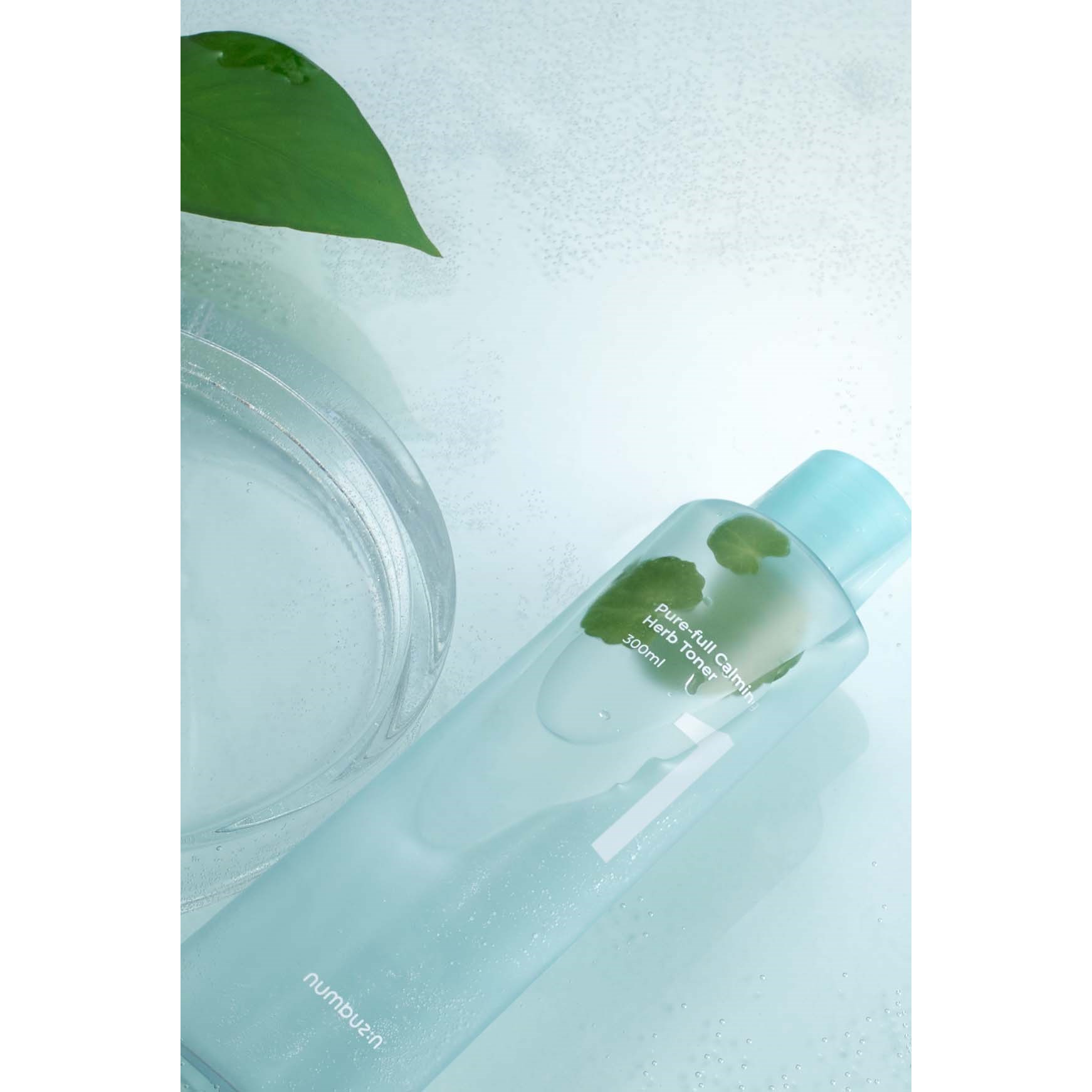 Alternativ bild 1 för numbuzin No.1 Pure-Full Calming Herb Toner 300 ml