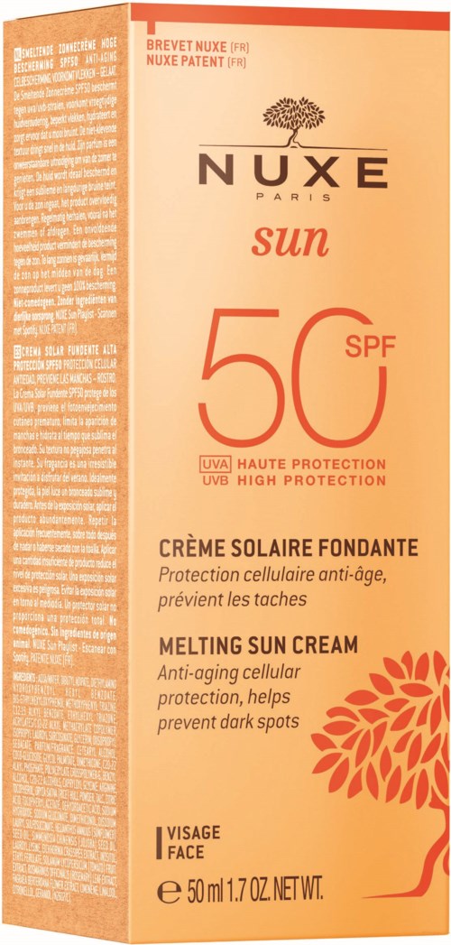 Solskyddskräm med SPF 50, anti-åldrande, förhindrar mörka fläckar, för ansiktet, i orange förpackning.