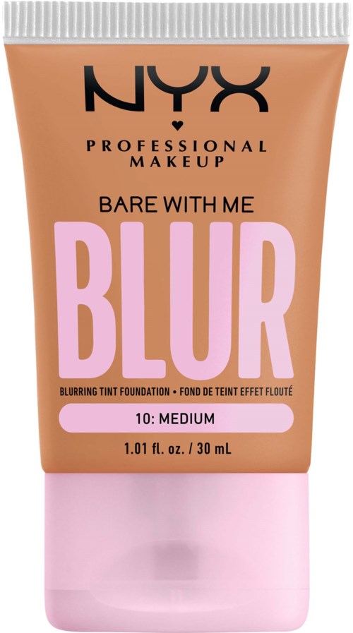 Ett rör med NYX Blur foundation märkt 'Bare With Me Blur' i medium nyans, med rosa och beige färger.