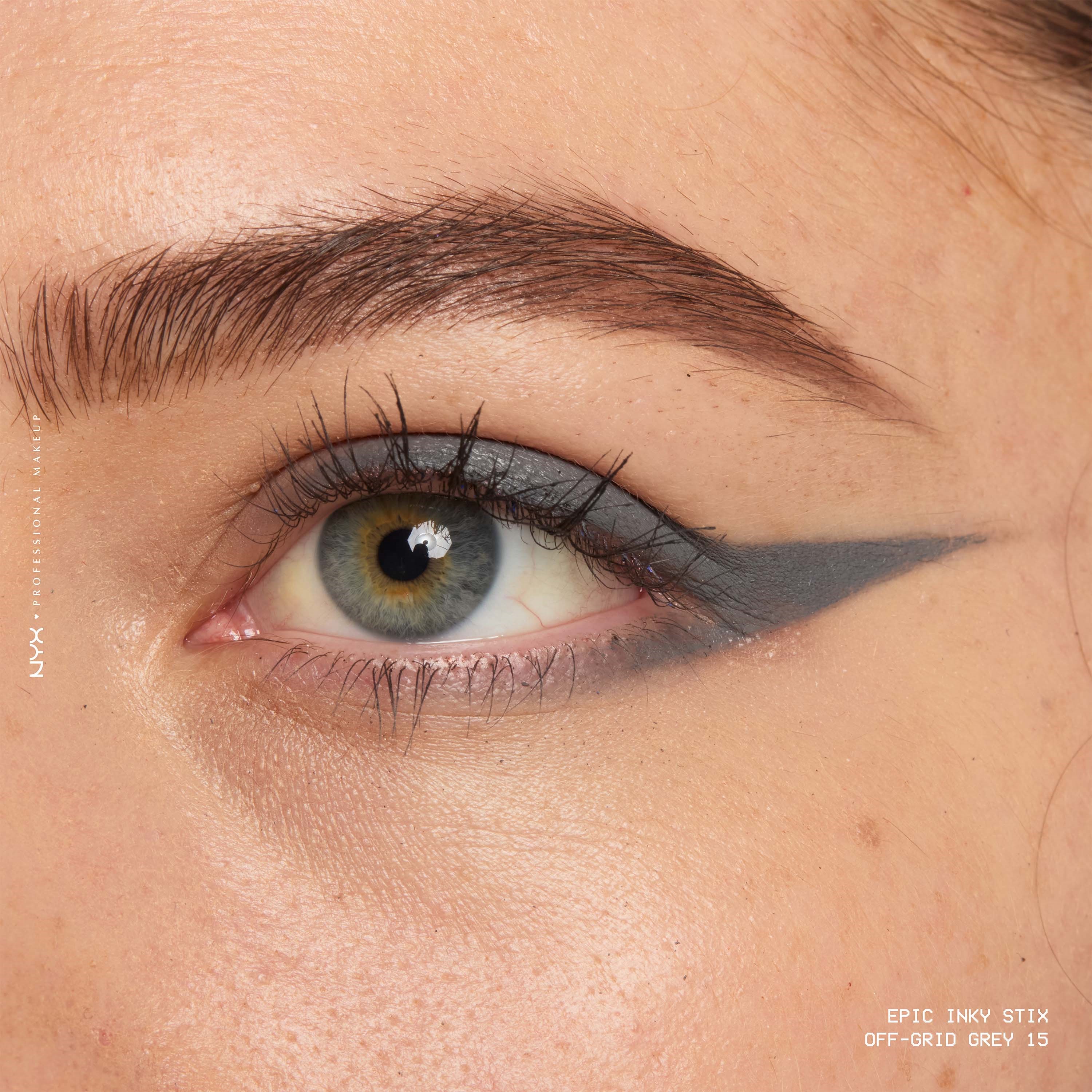 NYX PROFESSIONAL MAKEUP Epic Inky Stix Eyeliner 15 Off-Grid Grey (obrázok 4)